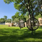 Hotell Les Du Prieure