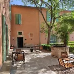Les Du Prieure Pézenas