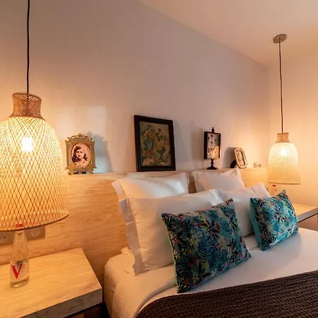 Hotel Les Du Prieuré