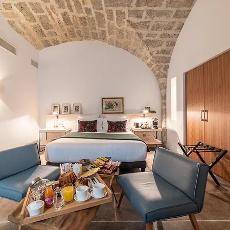 Hotel Les Du Prieuré