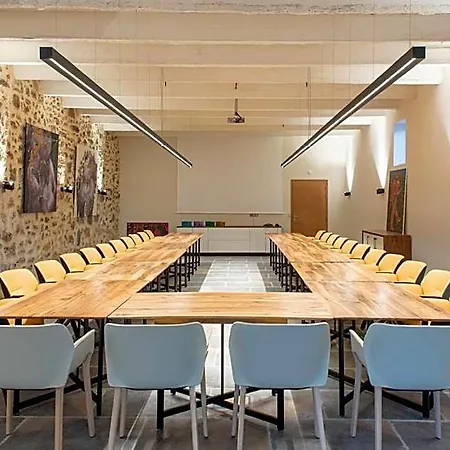 Les Du Prieure Hotel 3*