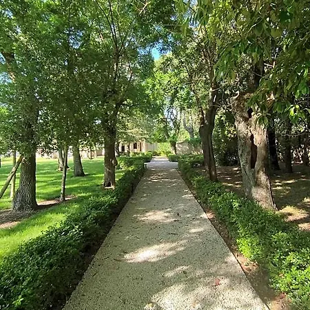 Les Du Prieure Pézenas