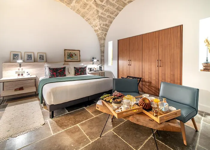 Hotel Les Du Prieure