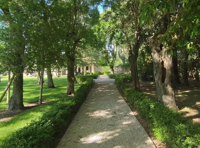 Hotel Les Du Prieure 3*